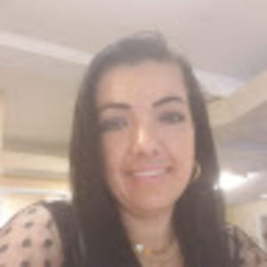 Meet your Posher, Lina